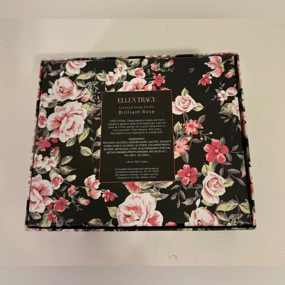 Ellen Tracy Scented Soap Petals Brilliant Rose New Gift Box 15 pcs.